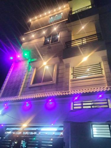 Sri Vasishta Homestays in Thenis Sri Vasishta Homestays in Thenis