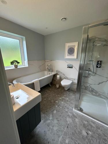 Bathroom, Drumconnick House in Keadew Bathroom, Drumconnick House in Keadew