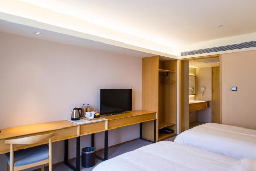 This photo about JI Hotel Nanchang Eight One Square shared on HyHotel.com