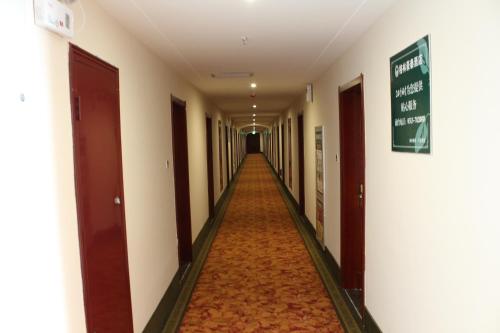 This photo about GreenTree Inn Shanghai Jiading Fangzhou Times Square Express Hotel shared on HyHotel.com