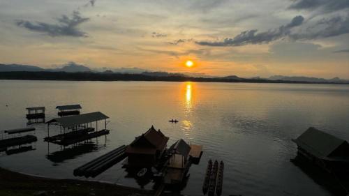 전망, Kawarin Saiyai Cottage And Lake in 통파품 전망, Kawarin Saiyai Cottage And Lake in 통파품