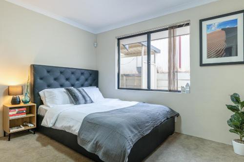 Airport 5BR Haven - Full Kitchen & Tranquil in แคนนิง เวล Airport 5BR Haven - Full Kitchen & Tranquil in แคนนิง เวล