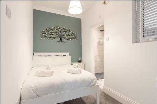 Spacious 2 Bed Flat Close To Beach