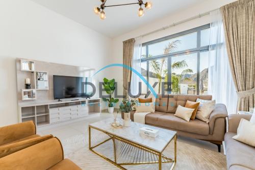 Modern 3BR with Mountain Views & Private Pool in Al Dana , Sharm, Fujairah by Deluxe Holiday Homes in Al Aqah Modern 3BR with Mountain Views & Private Pool in Al Dana , Sharm, Fujairah by Deluxe Holiday Homes in Al Aqah