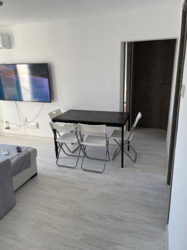 Apartamento luminoso en Rocafort in Villaverde Apartamento luminoso en Rocafort in Villaverde