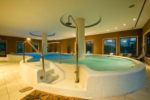 Pezsgőfürdő, Hotel Villa Ricci & Benessere in Chianciano Terme Pezsgőfürdő, Hotel Villa Ricci & Benessere in Chianciano Terme