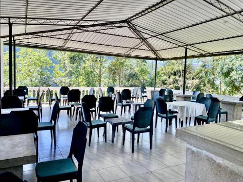 Restoran, Hotel Royal Mount in Udapalatha Restoran, Hotel Royal Mount in Udapalatha