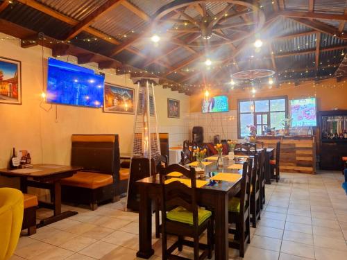 Hotel Casa Tecpán (Hotel Casa Tecpan) in 산 안토니오 파로포 Hotel Casa Tecpán (Hotel Casa Tecpan) in 산 안토니오 파로포