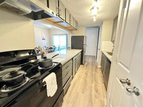 Cozy Bay House Apartment in Houston near Kemah Boardwalk in Nassau Bay Cozy Bay House Apartment in Houston near Kemah Boardwalk in Nassau Bay