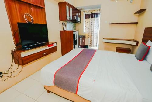 Aurora Rooms at Green Lake View Apartment in Ciputat Aurora Rooms at Green Lake View Apartment in Ciputat