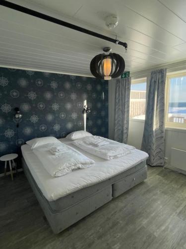 Lofoten Bed & Breakfast Reine - Rooms & Apartments in ไรเนอ Lofoten Bed & Breakfast Reine - Rooms & Apartments in ไรเนอ