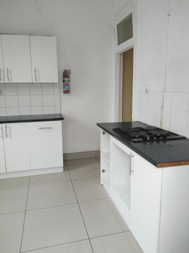 Lisokhanya GuestHouse in Southernwood Lisokhanya GuestHouse in Southernwood