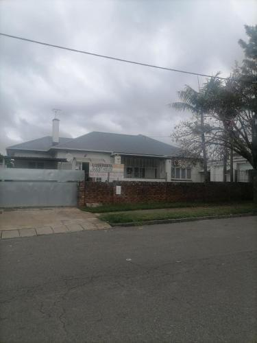 Lisokhanya GuestHouse in 东伦敦 Lisokhanya GuestHouse in 东伦敦