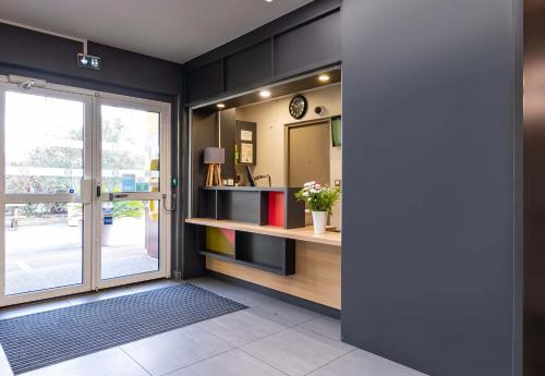 Előcsarnok, B&B HOTEL Valence Sud in Valence Előcsarnok, B&B HOTEL Valence Sud in Valence