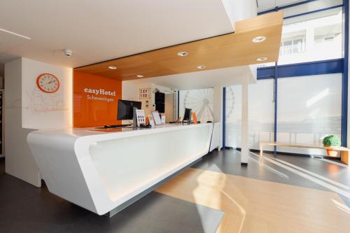 Lobi, easyHotel The Hague Scheveningen Beach in The Hague Lobi, easyHotel The Hague Scheveningen Beach in The Hague