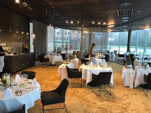 餐飲選擇, 瓦賽博格安霍爾特羅曼蒂克酒店 (Romantik Parkhotel Wasserburg Anholt) in 伊塞爾堡 餐飲選擇, 瓦賽博格安霍爾特羅曼蒂克酒店 (Romantik Parkhotel Wasserburg Anholt) in 伊塞爾堡