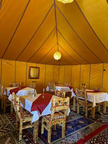 Restaurant, Super Luxury camp in Khamlia Restaurant, Super Luxury camp in Khamlia