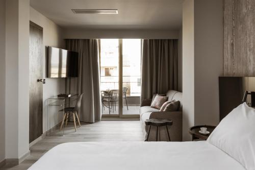 شرفة/ تراس, فندق ألاسيا (Alassia Hotel) in أومونيا شرفة/ تراس, فندق ألاسيا (Alassia Hotel) in أومونيا