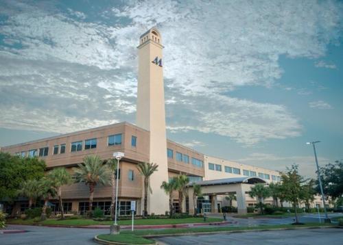 Bright and Modern Apartment Near Houston Top Attractions in Nassau Bay Bright and Modern Apartment Near Houston Top Attractions in Nassau Bay