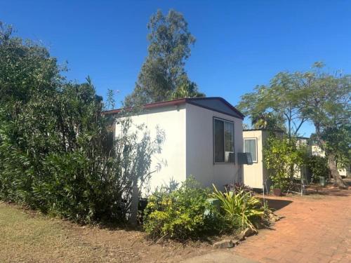 Longreach Caravan and Cabin Park in Longreach Longreach Caravan and Cabin Park in Longreach