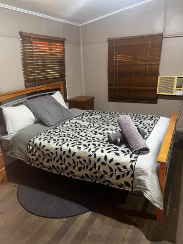Longreach Caravan and Cabin Park in Longreach Longreach Caravan and Cabin Park in Longreach