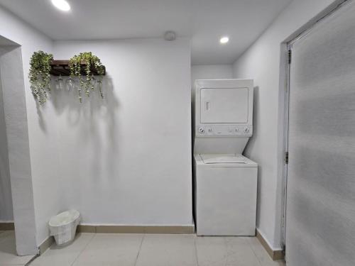 Reparto Metropolitano Apartments I in Gobernador Piñero Reparto Metropolitano Apartments I in Gobernador Piñero