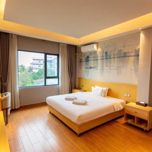 Hubei Hotel near National Institute of Fine Arts Hubei Hotel near National Institute of Fine Arts