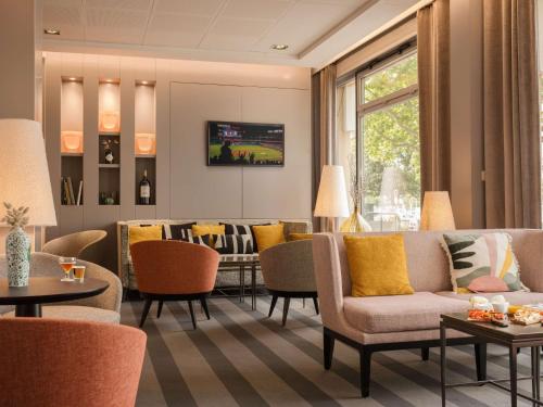 Buitenkant, Hotel Mercure Caen Centre Port de Plaisance in Caen Buitenkant, Hotel Mercure Caen Centre Port de Plaisance in Caen
