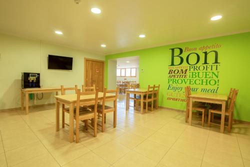 公共休息室/电视室, Alberg Naturland in 桑特朱莉娅德洛里亚 公共休息室/电视室, Alberg Naturland in 桑特朱莉娅德洛里亚