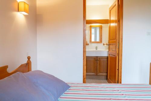 Gîte Gîtes de France 6/7 personnes 3 chambres (Gite Gites de France 6/7 personnes 3 chambres) in 聖謝利達普謝 Gîte Gîtes de France 6/7 personnes 3 chambres (Gite Gites de France 6/7 personnes 3 chambres) in 聖謝利達普謝