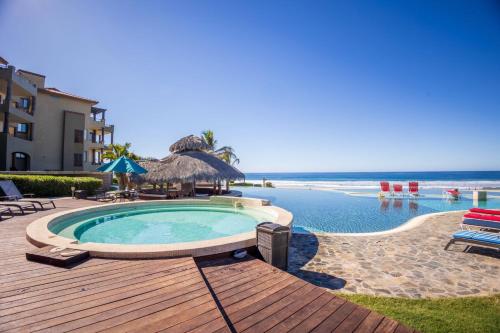 Hot tub, Sol Pacifico Deluxe Oceanfront Condo in San Javier Hot tub, Sol Pacifico Deluxe Oceanfront Condo in San Javier