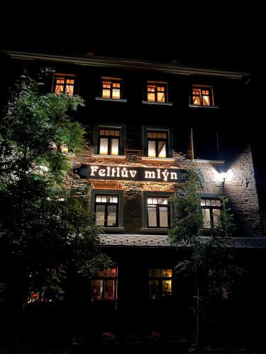 Feltlův mlýn v Borovnici (Feltluv mlyn v Borovnici) in Sadek Feltlův mlýn v Borovnici (Feltluv mlyn v Borovnici) in Sadek