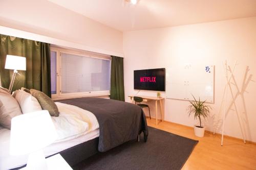 Peaceful Stay - Near Kaari Mall, 5 Min To Train in Kannelmäki Peaceful Stay - Near Kaari Mall, 5 Min To Train in Kannelmäki