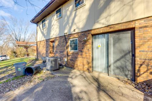 12 Mi to Dtwn St Louis Family Home with Fireplaces! in Fairview Heights 12 Mi to Dtwn St Louis Family Home with Fireplaces! in Fairview Heights