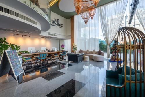 Lobby, The Blue Mavi Hotel in Chalong Lobby, The Blue Mavi Hotel in Chalong