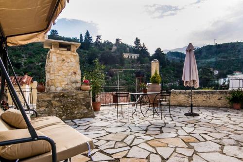 Balcony/terrace, Vafes Traditional Stone Houses in Fres Balcony/terrace, Vafes Traditional Stone Houses in Fres