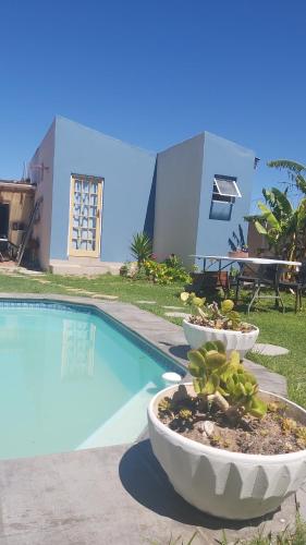 GH RedPillars Double ensuite rooms with Private entrance in Overbaakens GH RedPillars Double ensuite rooms with Private entrance in Overbaakens