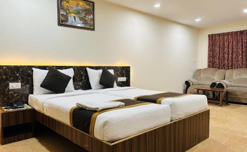 White Feather Hotel near Bangalore Baptist Hospital White Feather Hotel near Bangalore Baptist Hospital