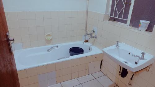 Comoditats, Appartment to let in Edenvale in Edenvale Comoditats, Appartment to let in Edenvale in Edenvale