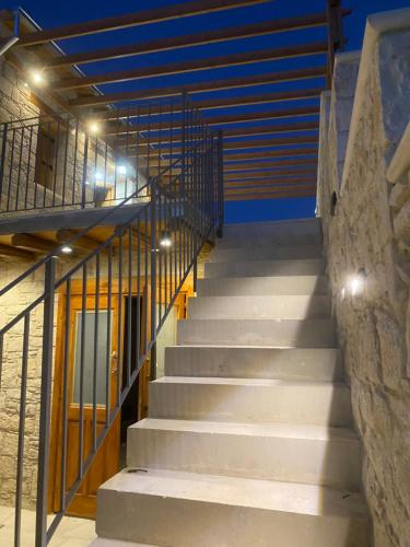 Vouni Calais in 禾尤尼 Vouni Calais in 禾尤尼