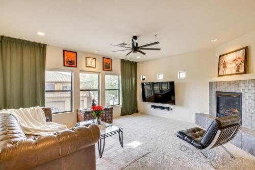 about 1 Mi to Desert Ridge Marketplace Phoenix Condo! in Desert View Village about 1 Mi to Desert Ridge Marketplace Phoenix Condo! in Desert View Village