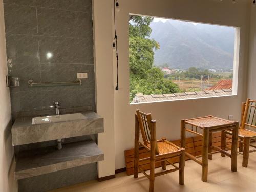 Mai chau Horizon Homestay in Mai Chau (Hoa Binh) Mai chau Horizon Homestay in Mai Chau (Hoa Binh)