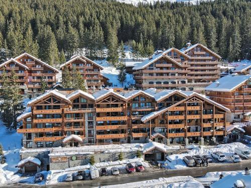 Duplex Spacieux au Rond-Point des Pistes avec Parking, Balcon et Services Inclus - FR-1-613-93 in Meribel Duplex Spacieux au Rond-Point des Pistes avec Parking, Balcon et Services Inclus - FR-1-613-93 in Meribel