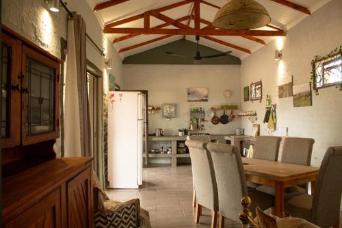 Instalaciones, The Stables in Ghanzi Instalaciones, The Stables in Ghanzi