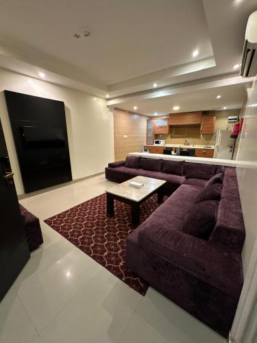 منازل الحمراء السكنية للشقق المخدومة "إقتصادي" in As Safra منازل الحمراء السكنية للشقق المخدومة "إقتصادي" in As Safra