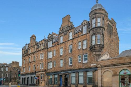 Exterior view, Cosy Home from Home near Holyrood Palace in Duddingston Exterior view, Cosy Home from Home near Holyrood Palace in Duddingston