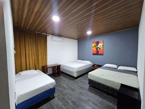 Hostal Mamá Derlys (Hostal Mama Derlys) in 莫约加尔帕 Hostal Mamá Derlys (Hostal Mama Derlys) in 莫约加尔帕