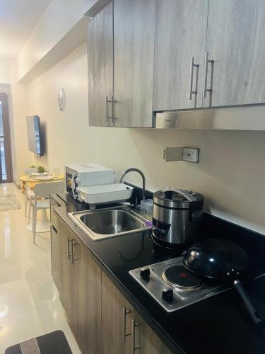Athena Suite near Mall of Asia