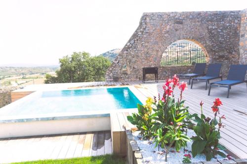 Swimming pool, La Villa du Mas d 'Antonegre in Montbazin Swimming pool, La Villa du Mas d 'Antonegre in Montbazin