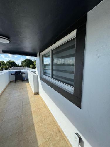 Stylish Escape by Miami International Airport in Hialeah (FL) Stylish Escape by Miami International Airport in Hialeah (FL)